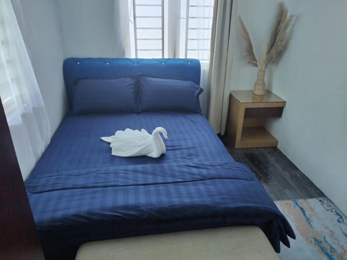 Homestay Embah Ros & Embah Lek Hutan Melintang Εξωτερικό φωτογραφία